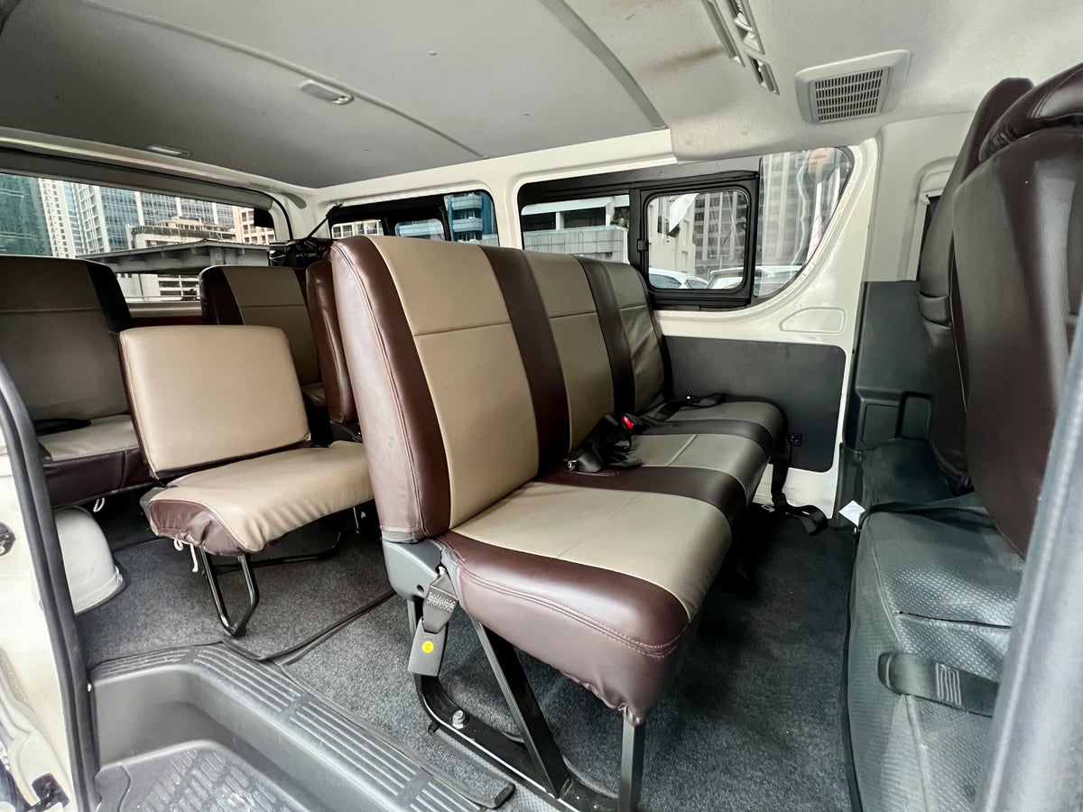 2023 Toyota Hiace Commuter 3.0, Manual, Diesel