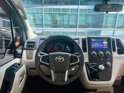 2024 Toyota GL Grandia 2.8L, Manual, Diesel