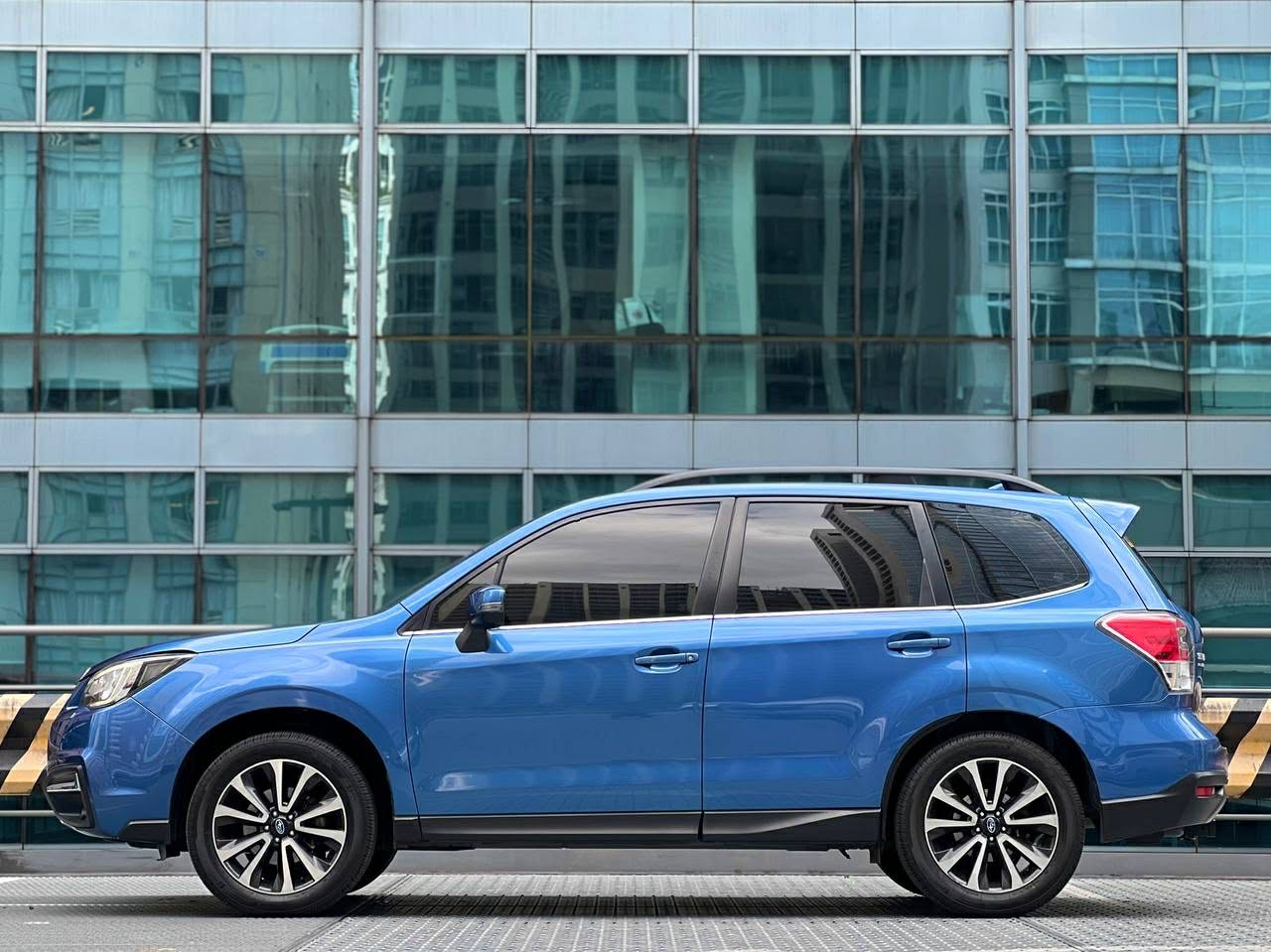 2017 Subaru Forester 2.0i-P Premium, Automatic, Gas