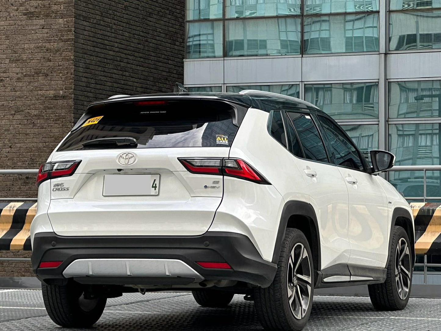 2024 Toyota Yaris Cross S HEV 1.5, Automatic, Gas Hybrid