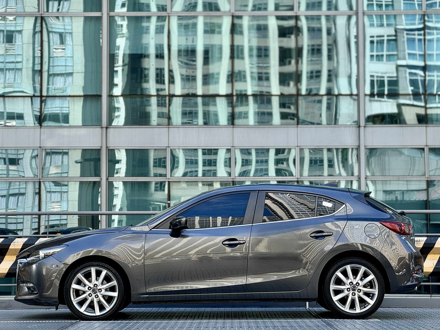 2018 Mazda 3 2.0 R, Automatic, Gas