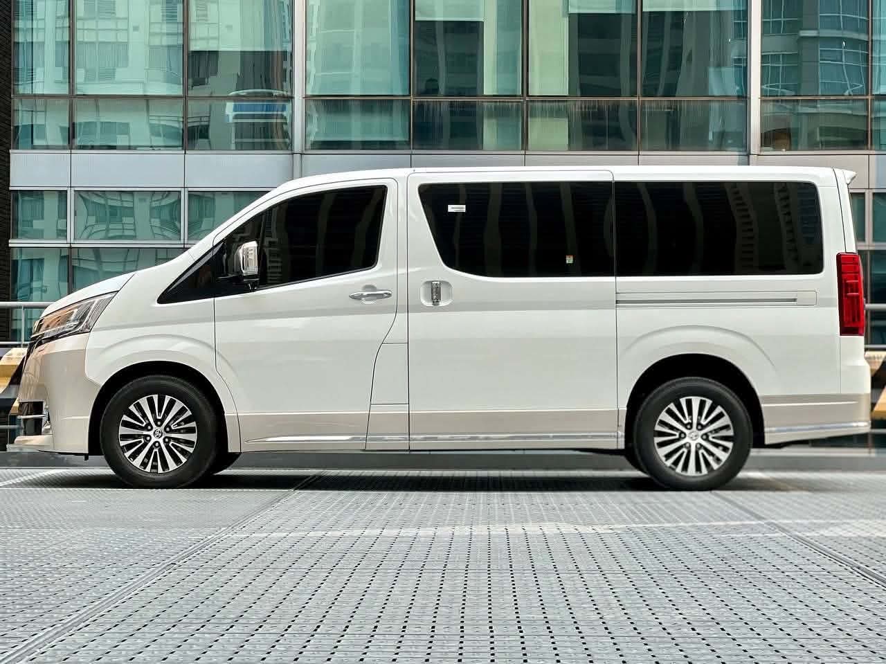 2025 Toyota Hi Ace Super Grandia Elite 2.8, Automatic, Diesel