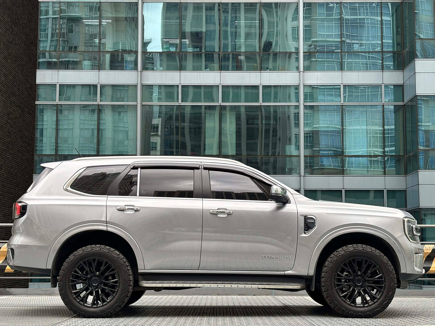 2024 Ford Everest Titanium Plus 4x2 2.0 Turbo,  Automatic, Diesel