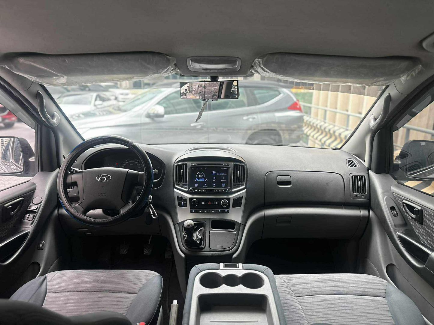 2017 Hyundai Starex 2.5, Manual, Diesel