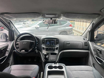2017 Hyundai Starex 2.5, Manual, Diesel