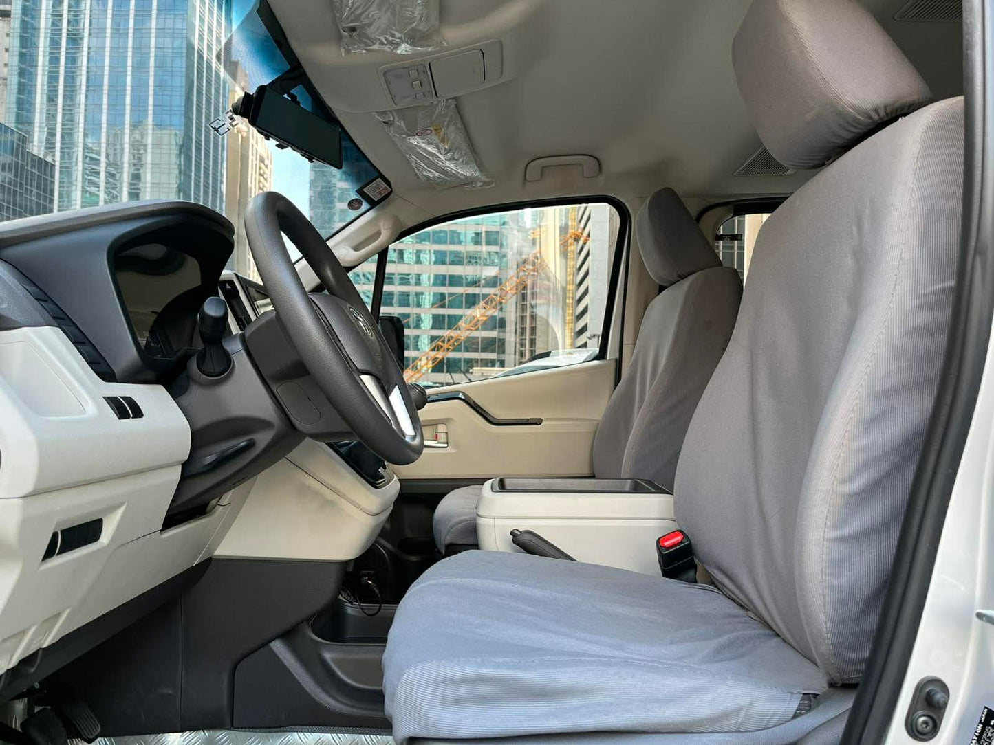 2021 Toyota Hiace Gl Grandia 2.8, Manual, Diesel