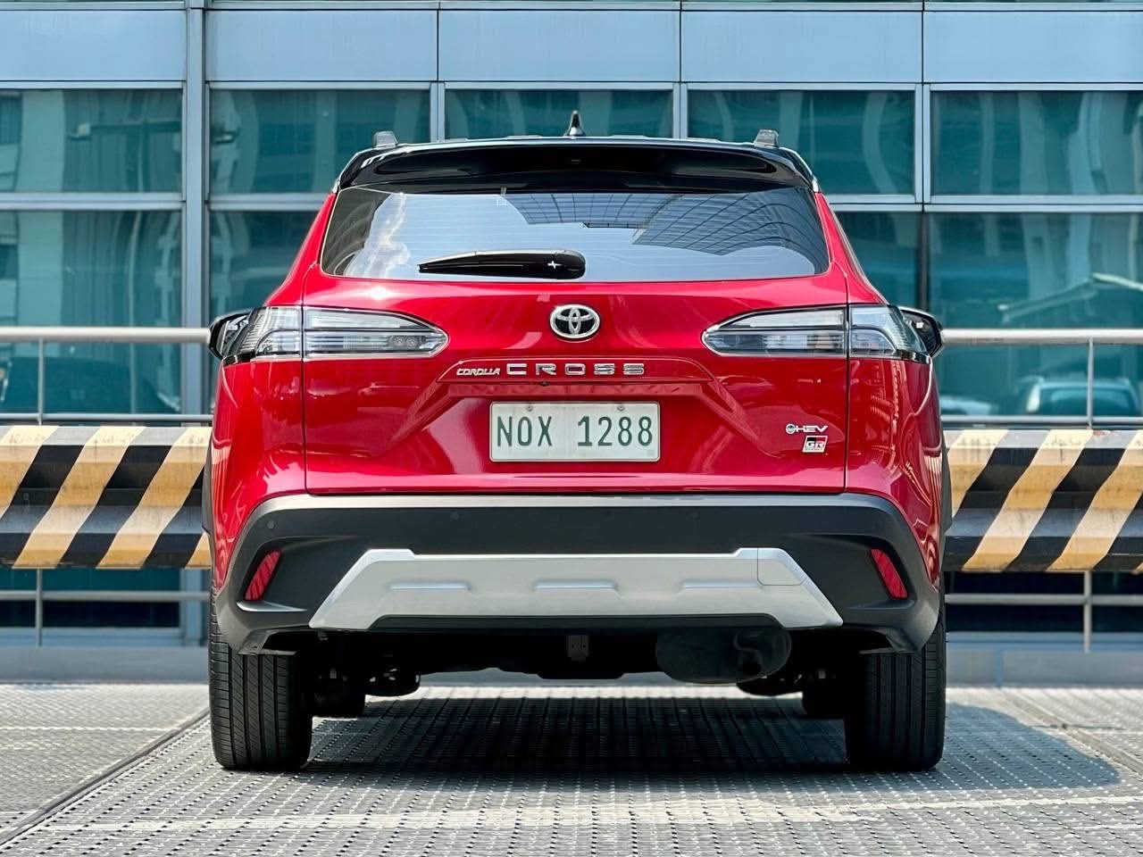 2024 Toyota Corolla Cross GRS Hybrid, Automatic, Gas
