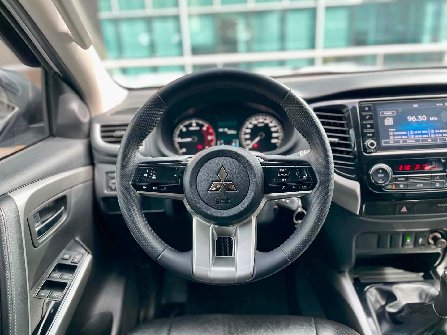 2025 Mitsubishi Montero GLX 2.4 Turbo,  Manual, Diesel