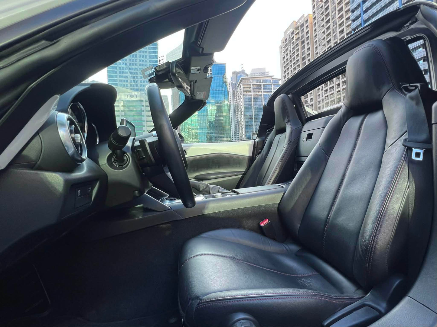 2017 Mazda Miata MX5 2.0 RF, Automatic, Gas