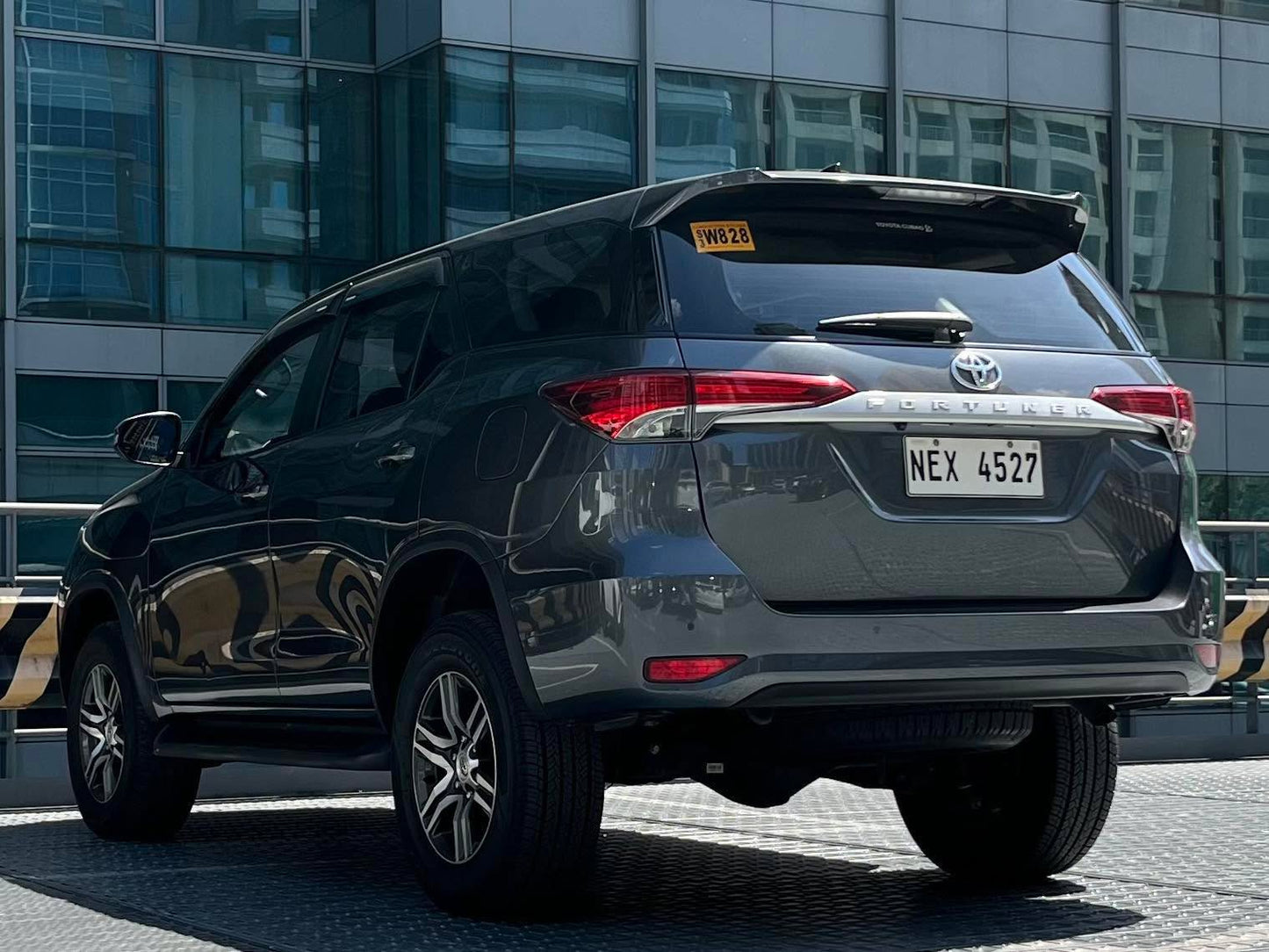 2022 Toyota Fortuner G, Automatic, Diesel
