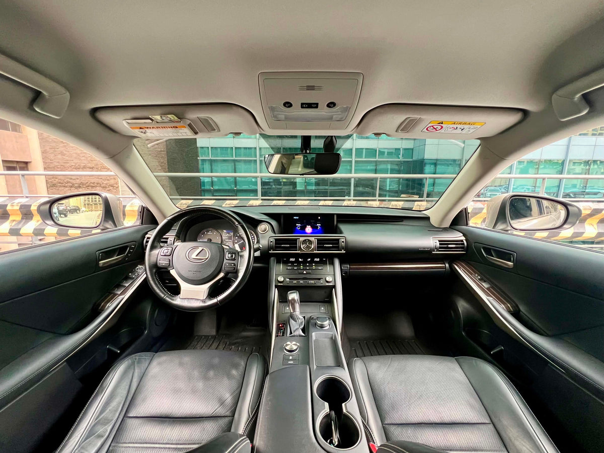 2018 Lexus IS350 V6, Automatic, Gas