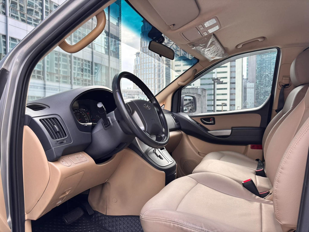 2019 Hyundai Grand Starex Gold 2.5, Automatic, Diesel