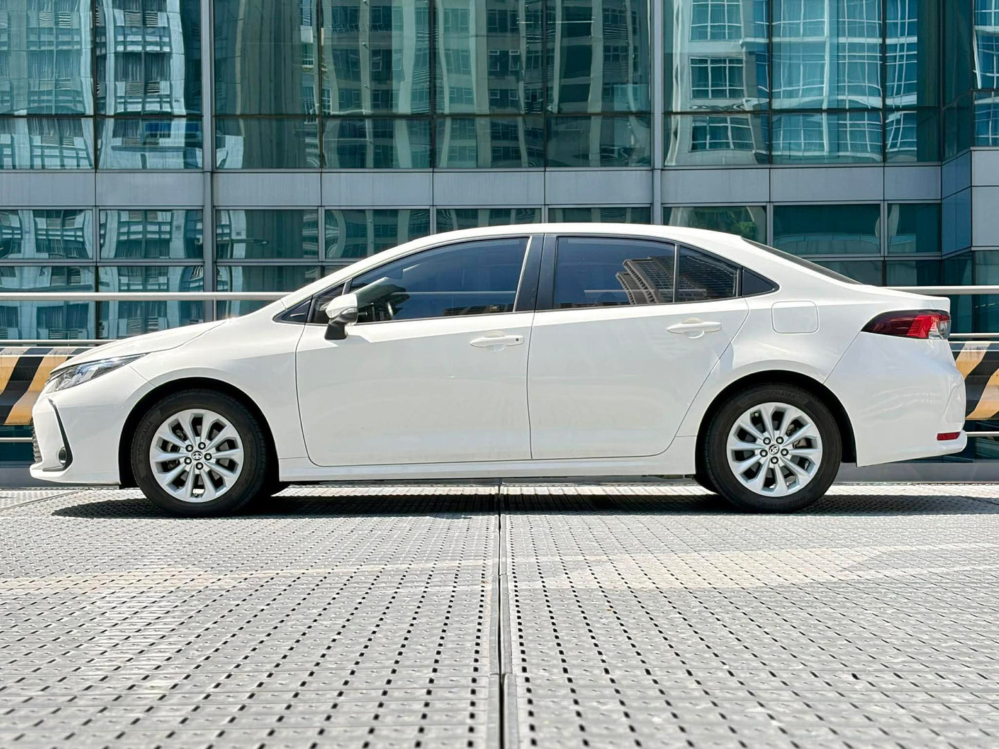 2020 Toyota Altis 1.6 G, Automatic, Gas
