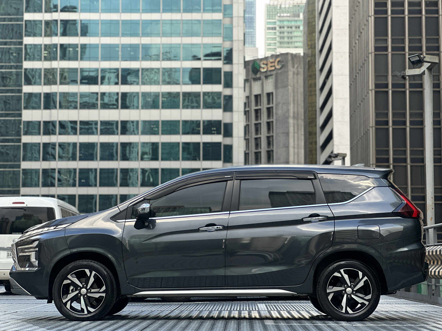 2025 Mitsubishi Xpander 1.5 GLS 2WD, Automatic, Gas