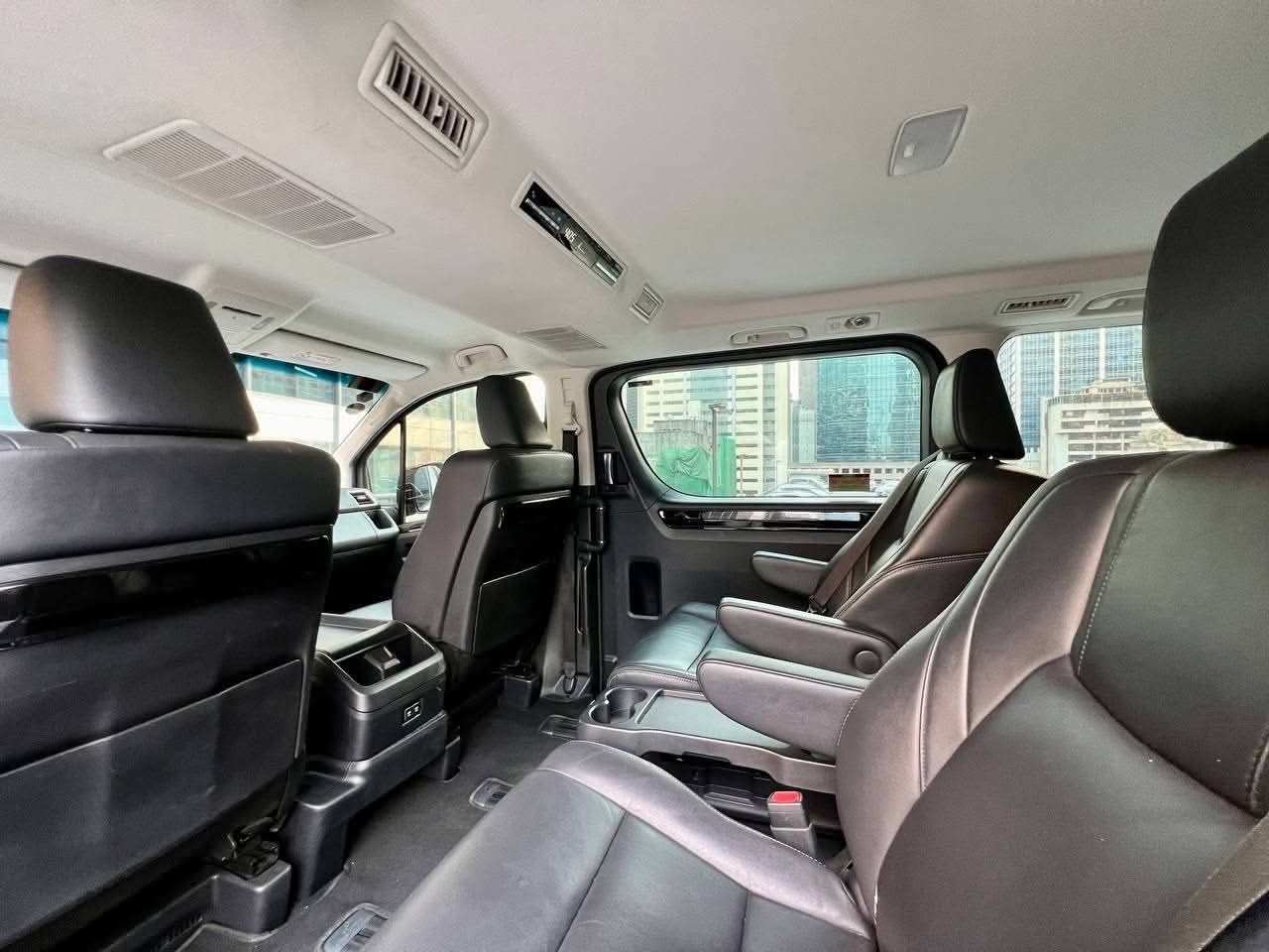 2019 Toyota Hiace Super Grandia Leather 2.8L,  Automatic, Diesel