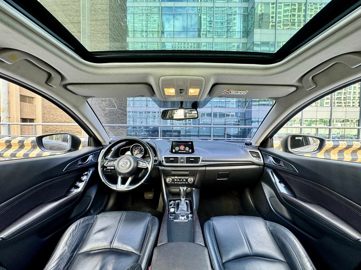 2018 Mazda 3 2.0 R, Automatic, Gas