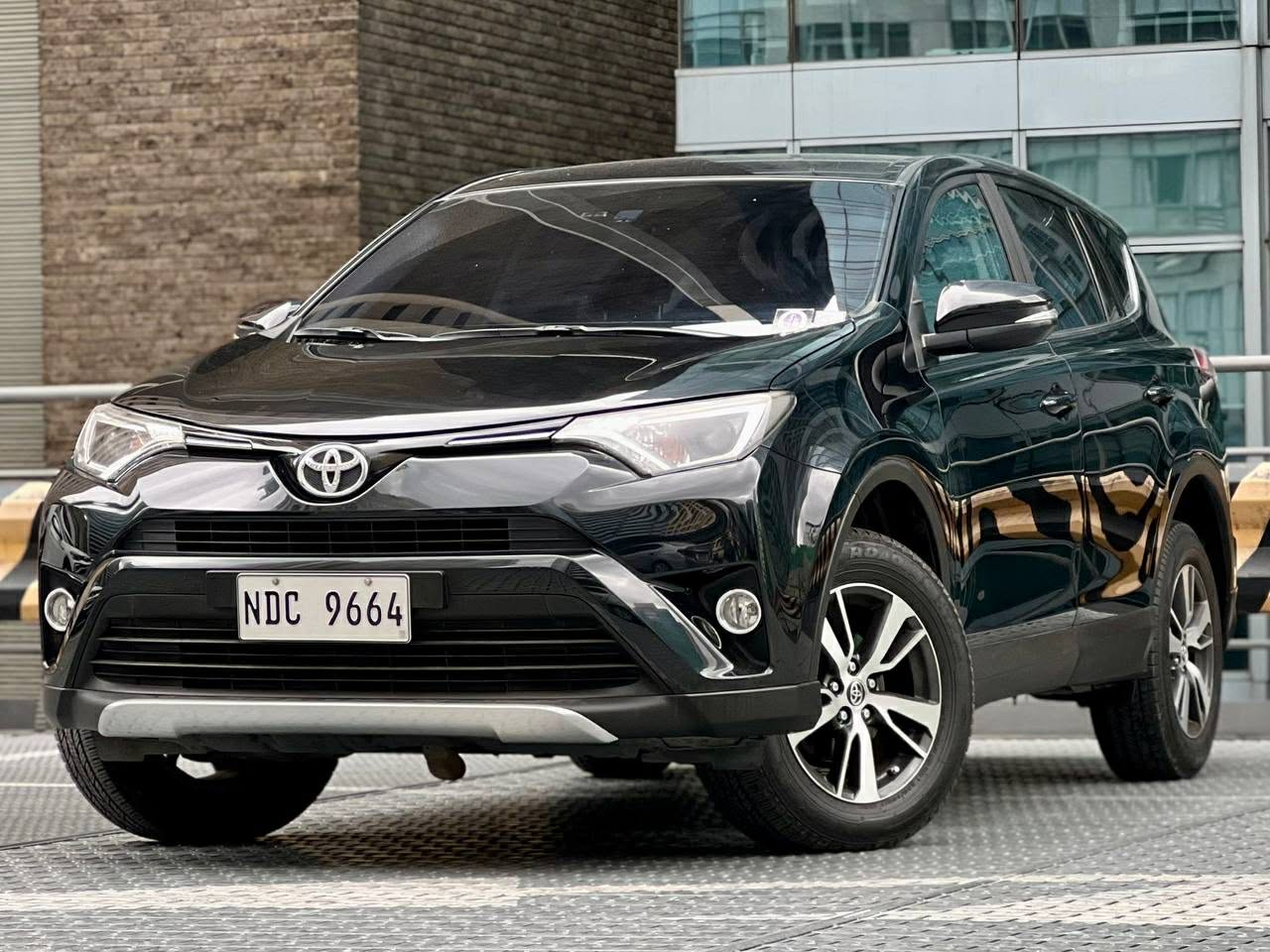 2017 Toyota Rav4 2.5 4x2, Automatic, Gas