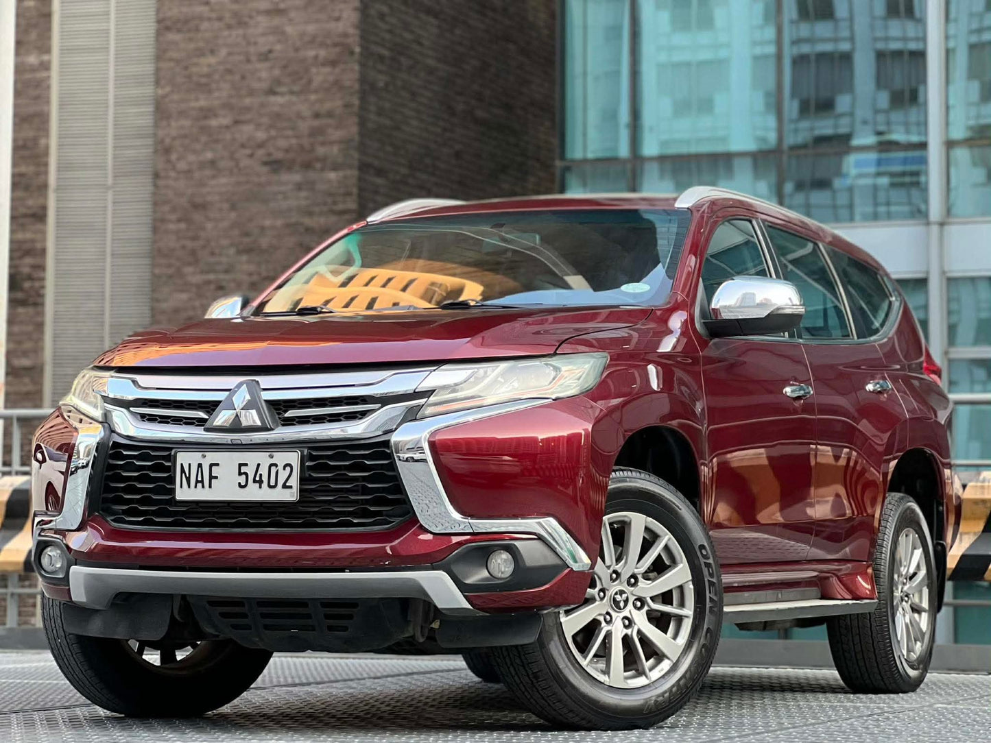 2016 Mitsubishi Montero GLS Premium, Automatic, Diesel