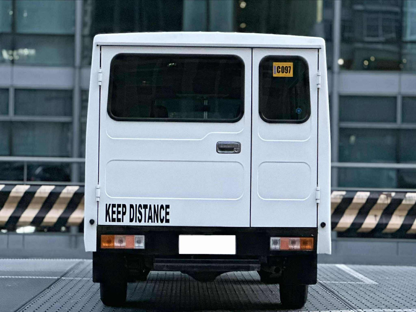 2020 Mitsubishi L300 FB Body Dual AC, Manual, Diesel