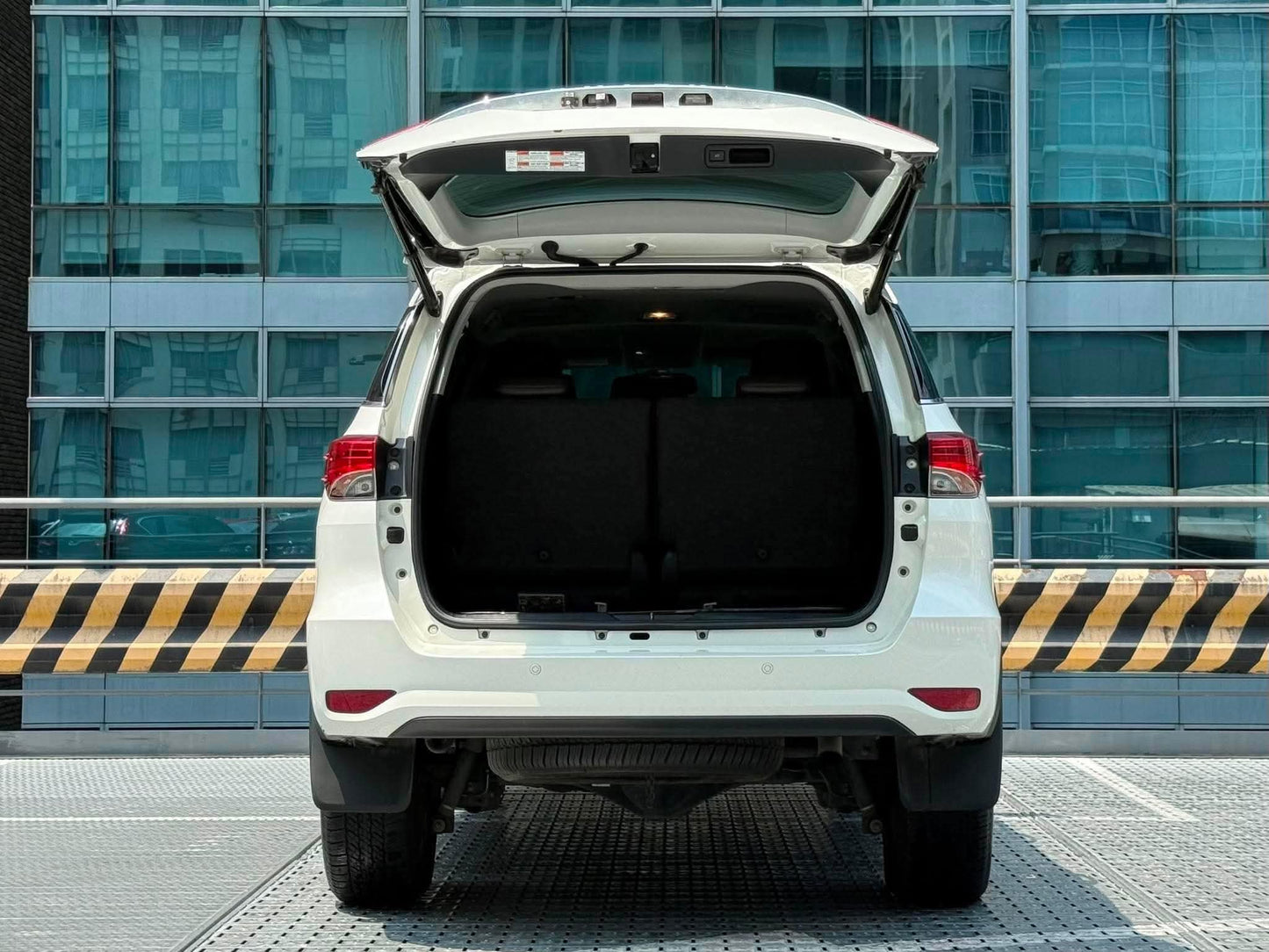 2017 Toyota Fortuner 2.4 V 4X2, Automatic, Diesel