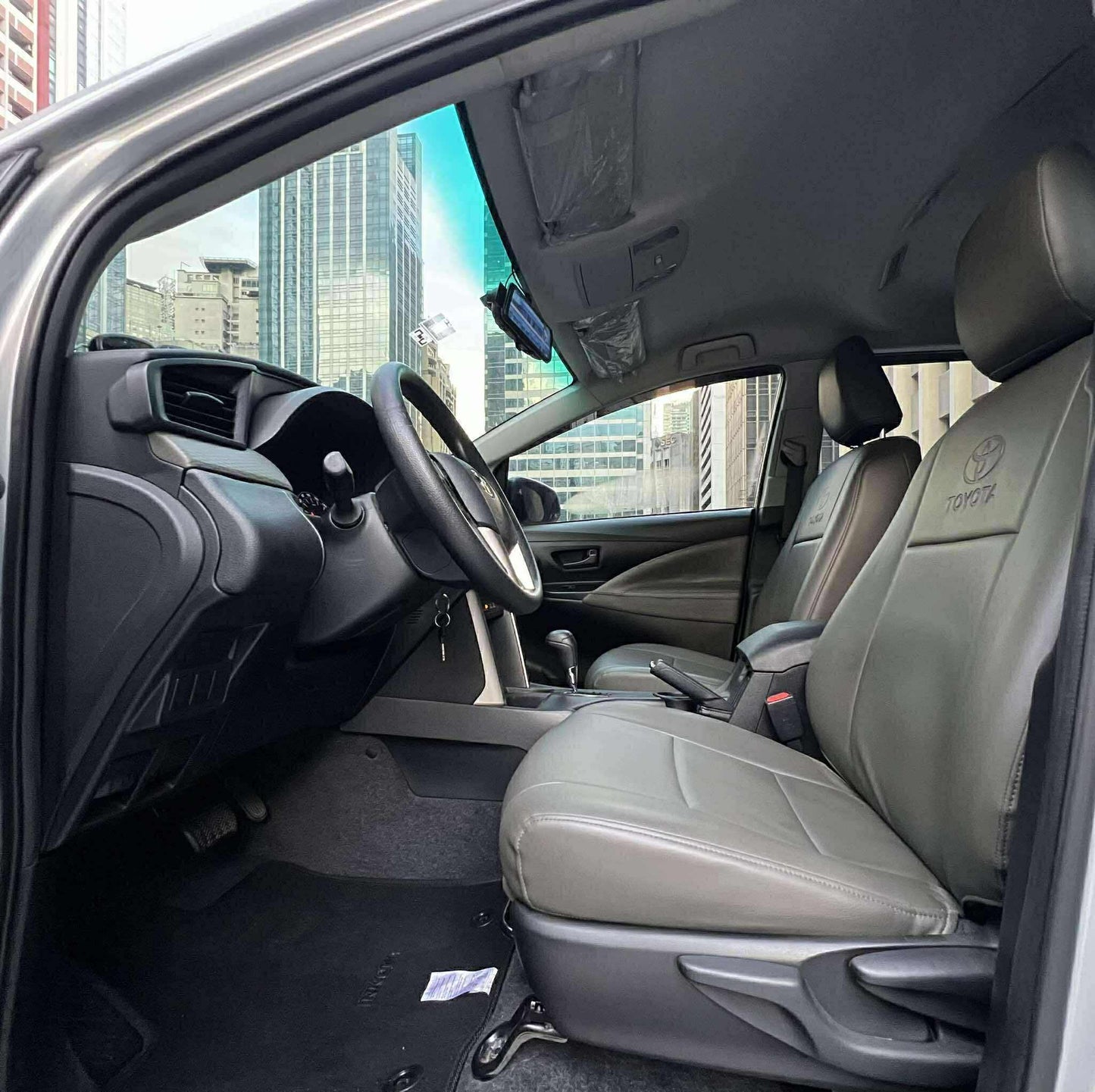 2017 Toyota Innova 2.8 E, Automatic, Diesel