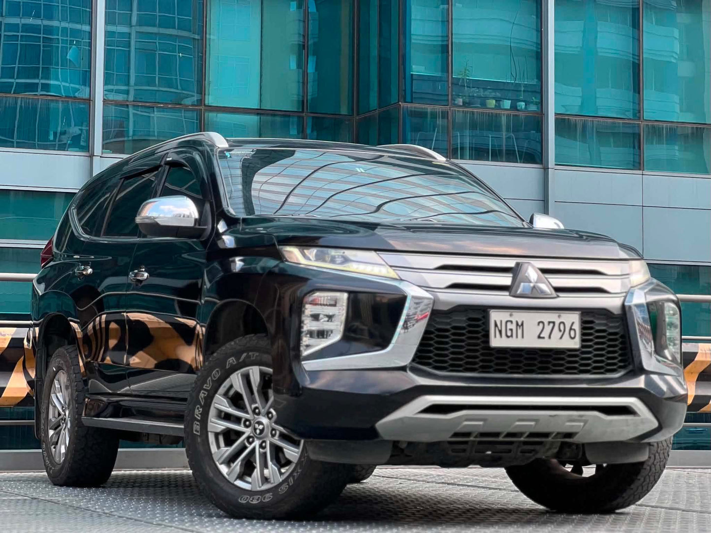 2020 Mitsubishi Montero Sport GLS,Automatic Diesel