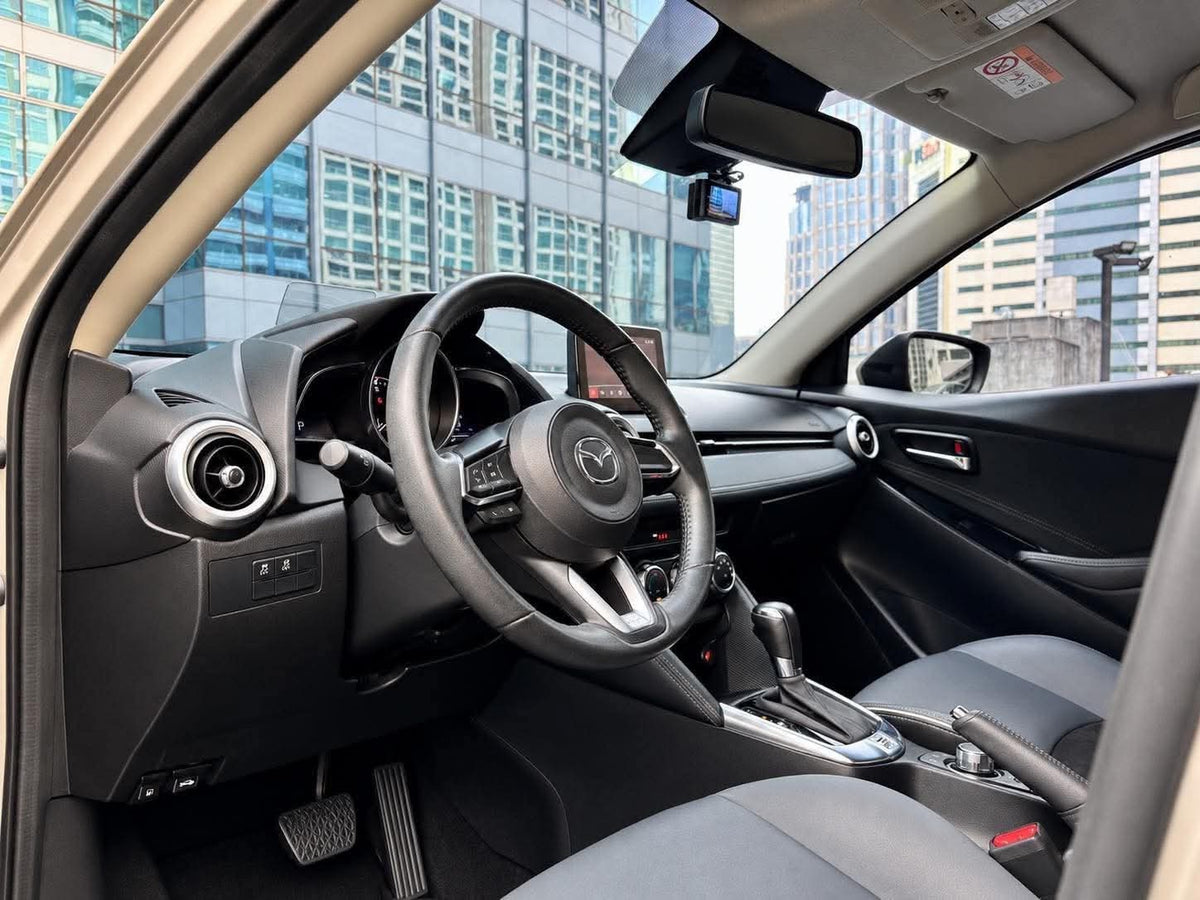 2022 Mazda 2 Hatchback 1.5, Automatic, Gas
