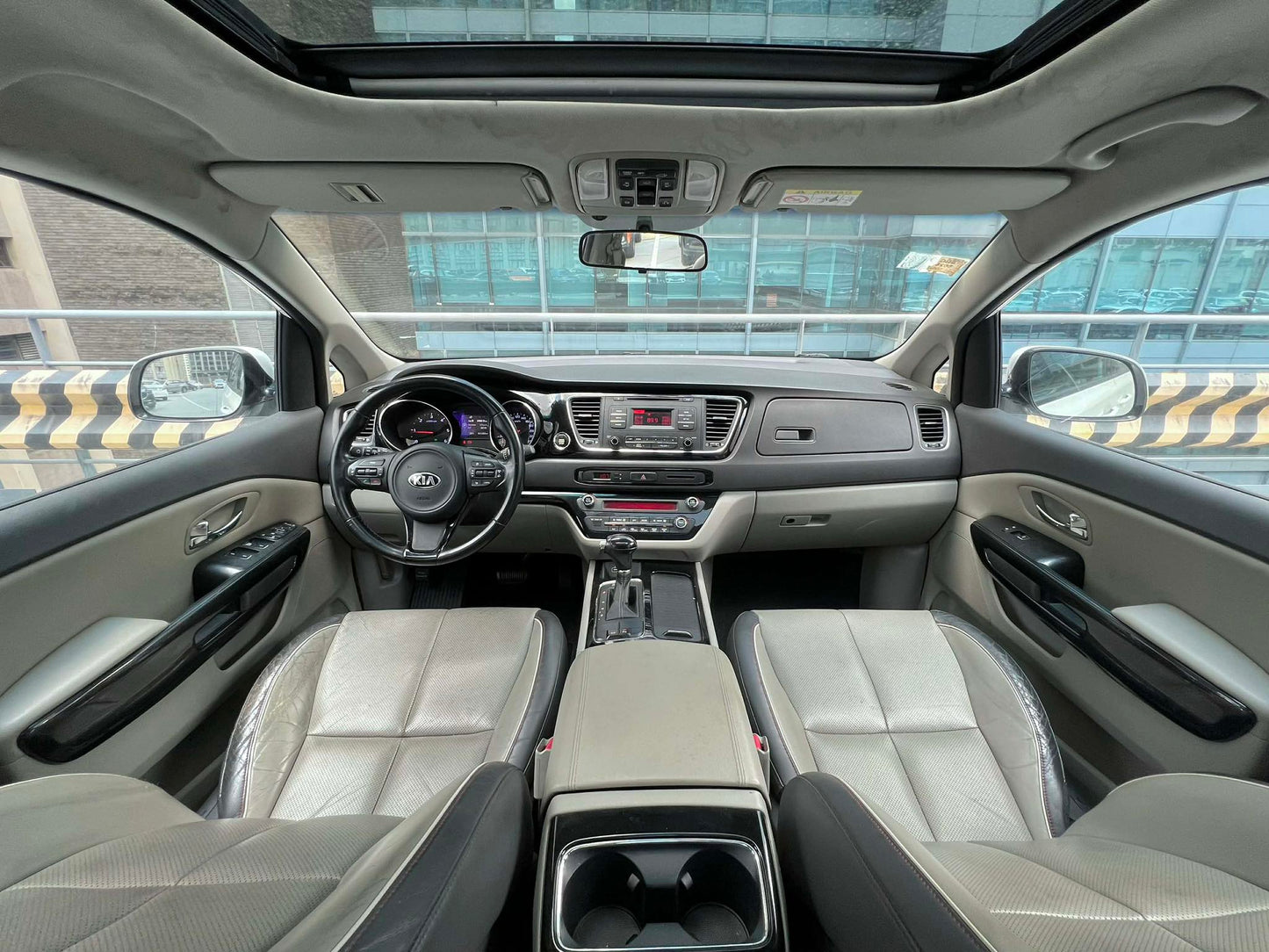 2015 Kia Grand Carnival EX 2.2 CRDI, Automatic, Diesel