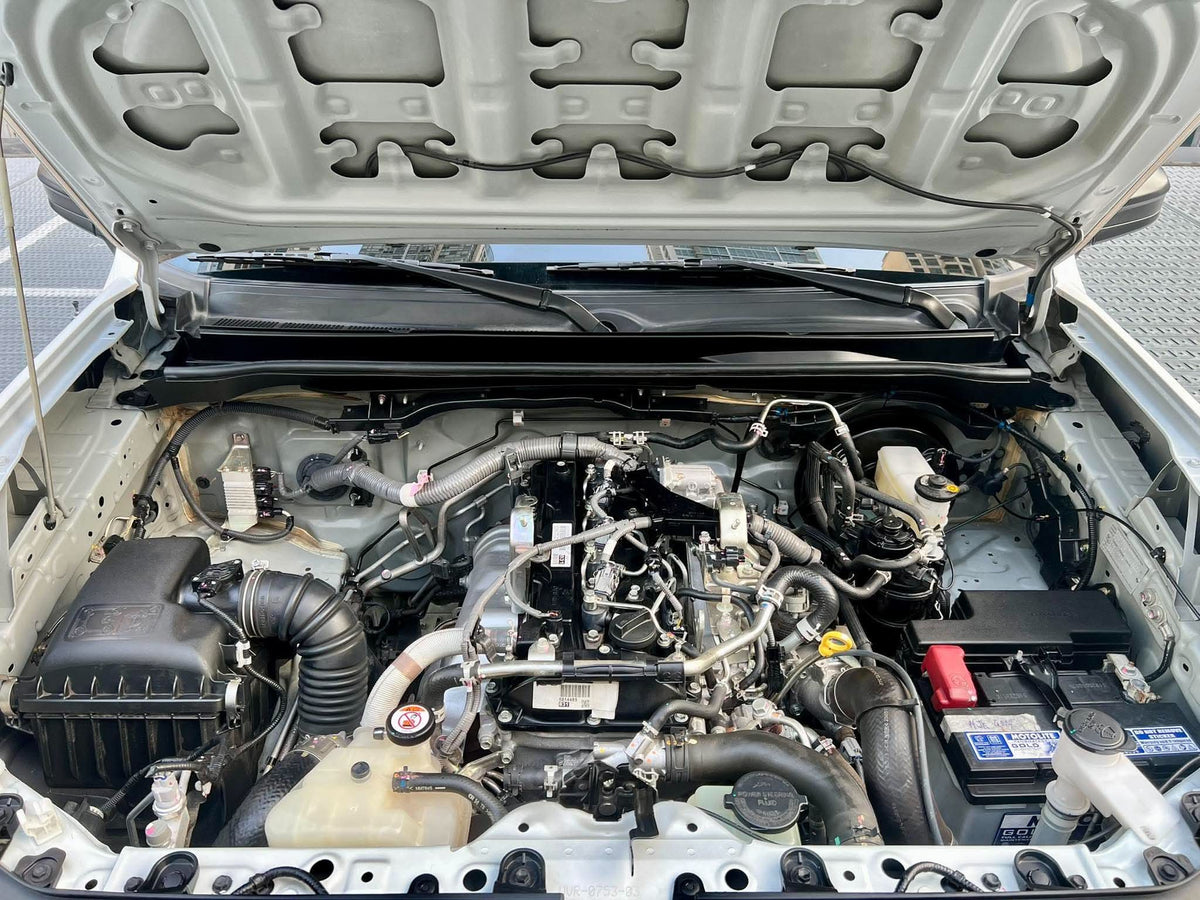 2026 Toyota TamarawFx Dual A/C Utility Van, Manual, Diesel