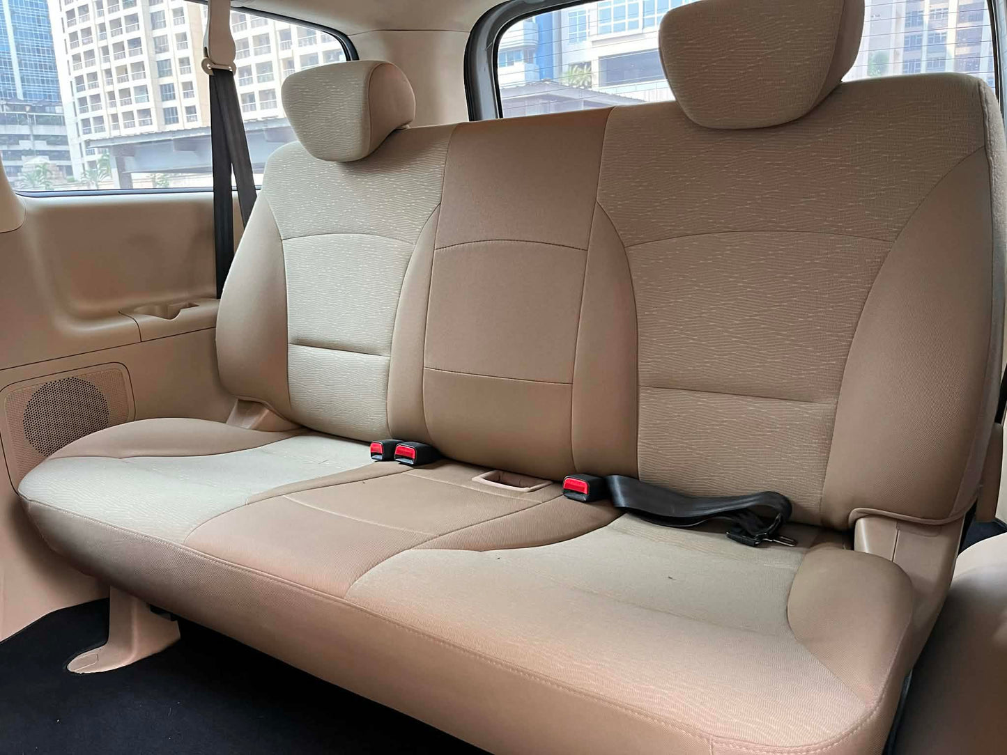 2016 Hyundai Grand Starex 2.5 VGT, Automatic, Diesel