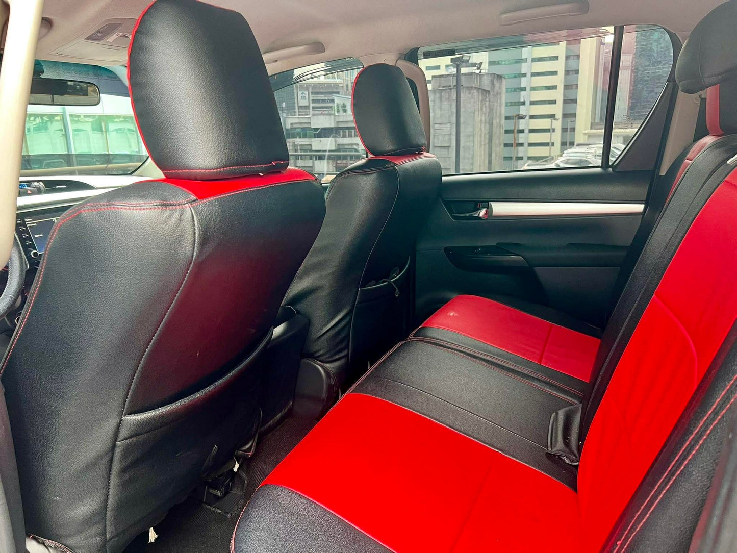 2025 Toyota Hilux 4x2 G, Manual, Diesel