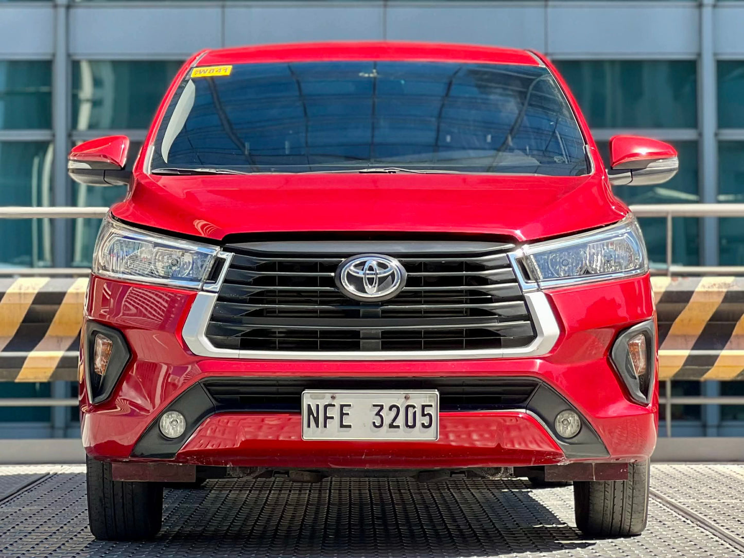 2022 Toyota Innova E 2.8, Automatic, Diesel