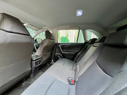 2019 Toyota Rav 4 4x2,  Automatic, Gas