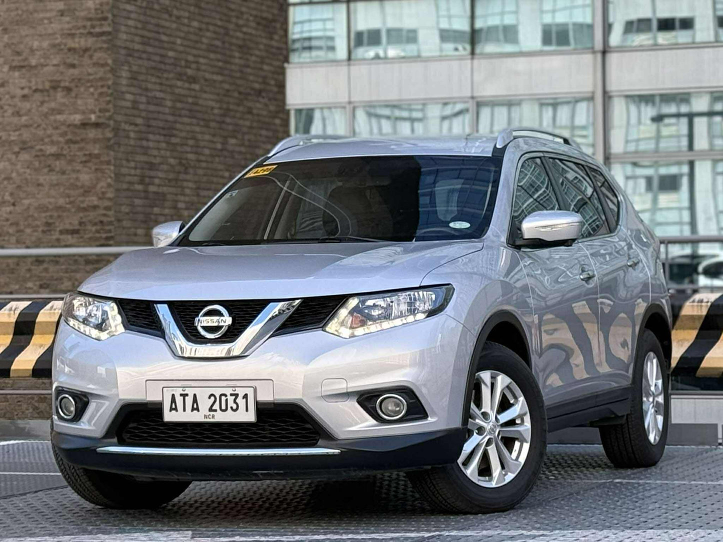 2015 Nissan Xtrail 4x4,  Automatic, Gas