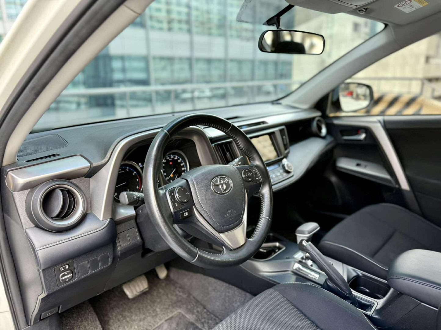 2018 Toyota Rav4 2.5 4x2, Automatic, 
Gas