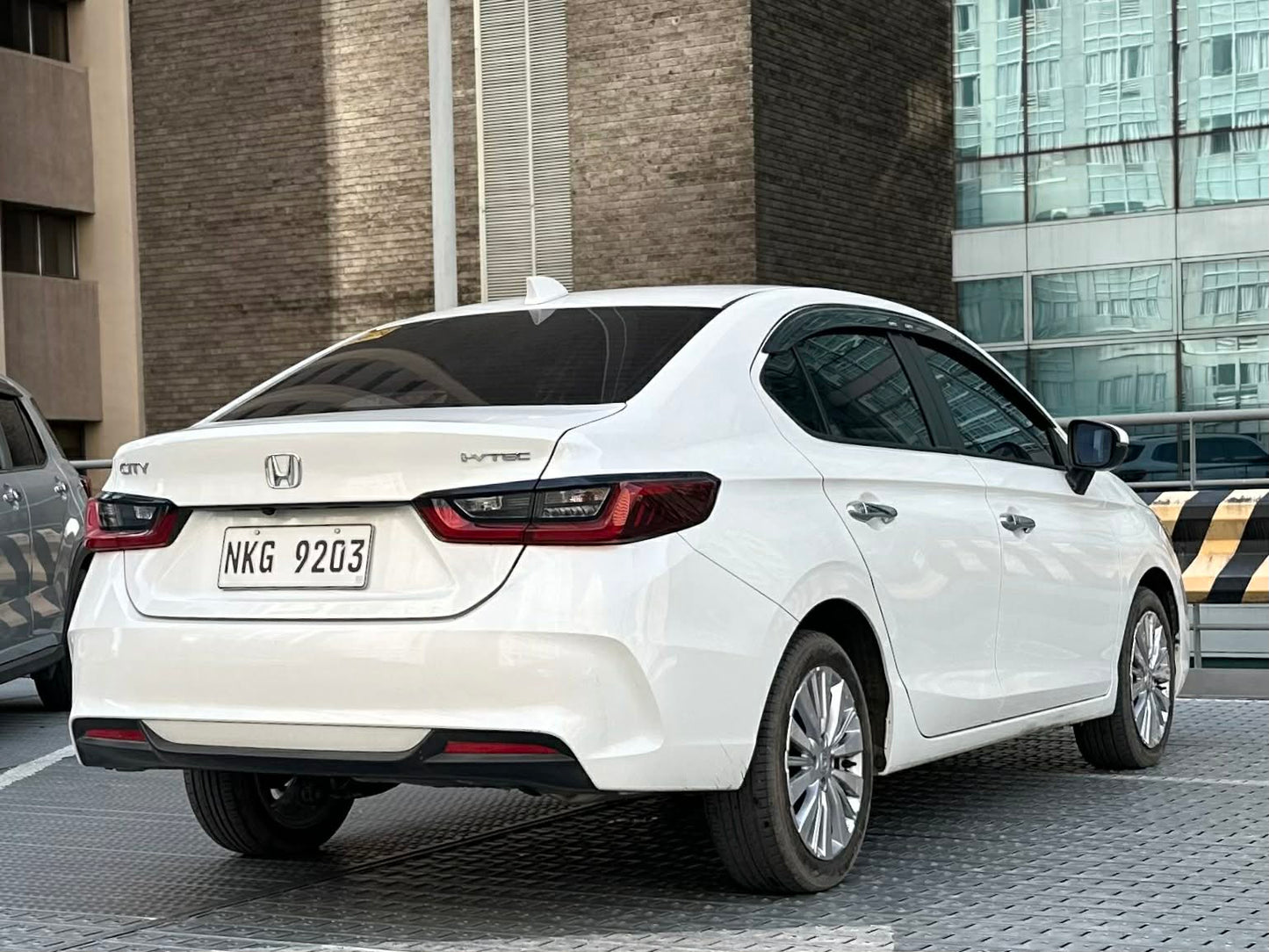 2025 Honda City 1.5 V Sensing CVT, Automatic, Gas