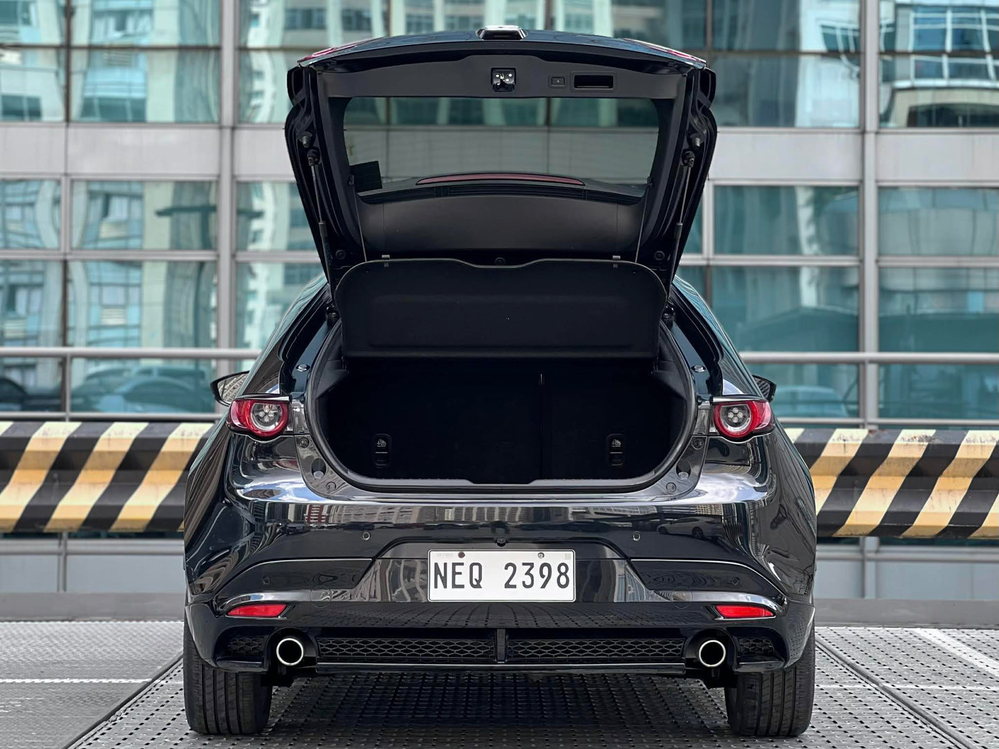 2022 Mazda 3 2.0 Premium Sportback, Automatic, Gas