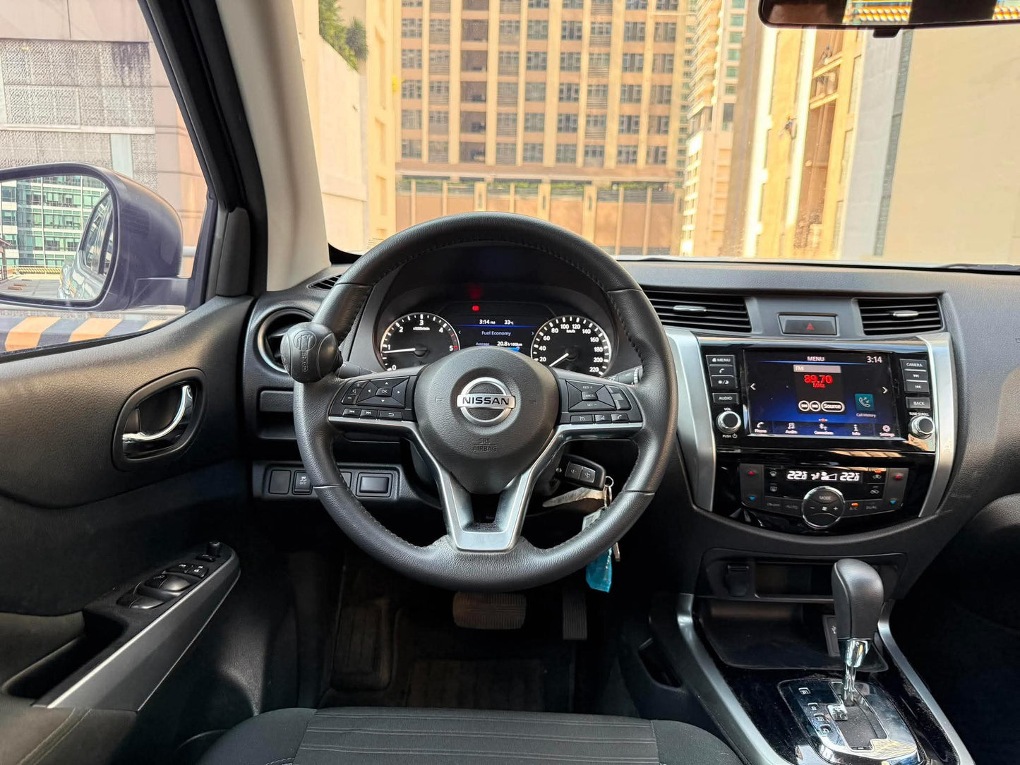 2024 Nissan Navara 2.5 VE Calibre, Automatic, Diesel