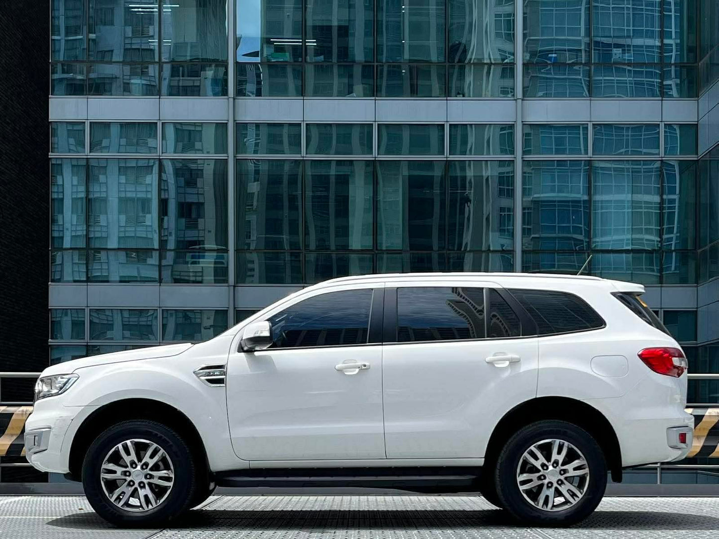 2018 Ford Everest Trend 4x2 2.2, Automatic, Diesel