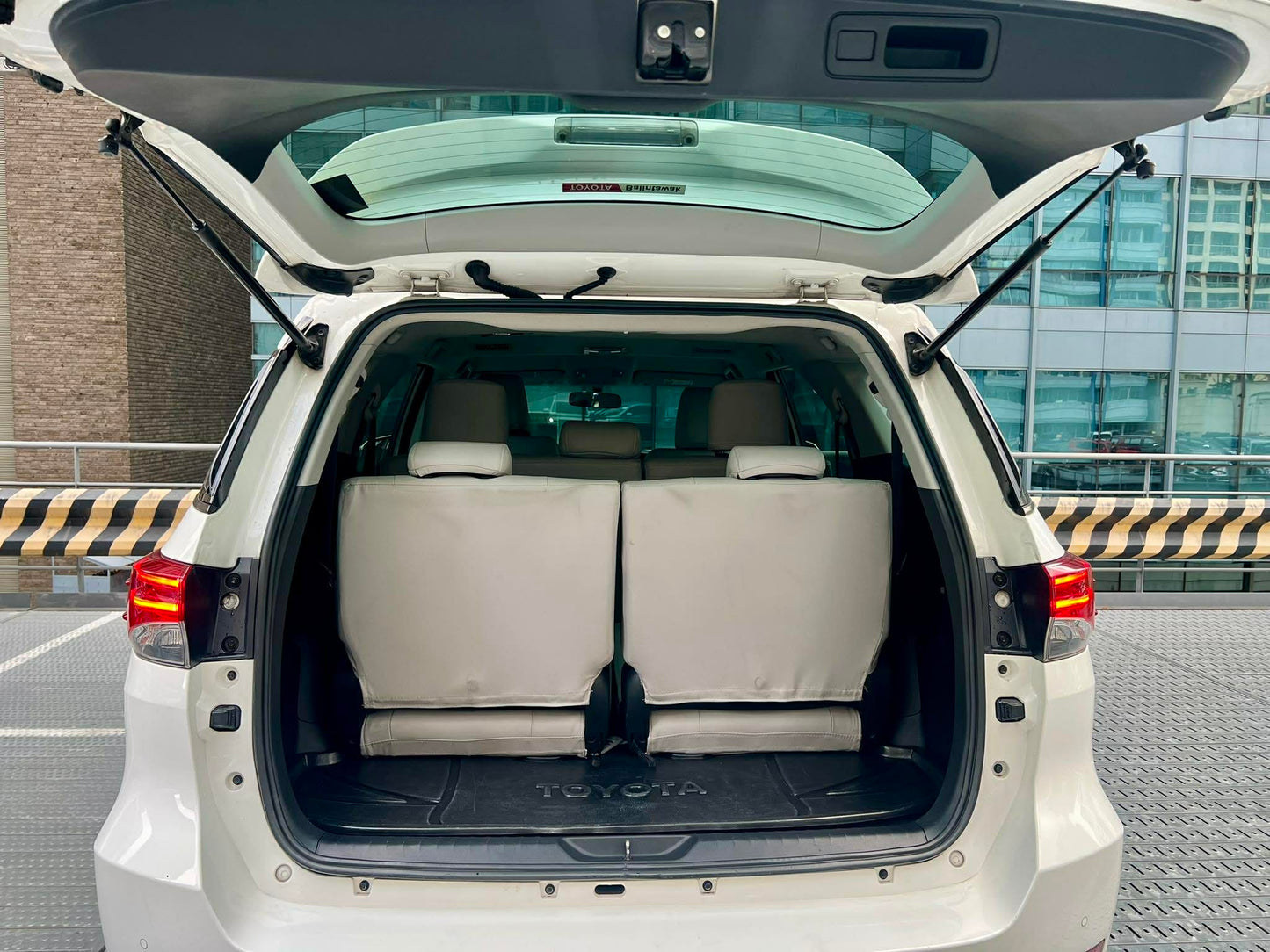 2023 Toyota Fortuner 2.4 G, Automatic, Diesel