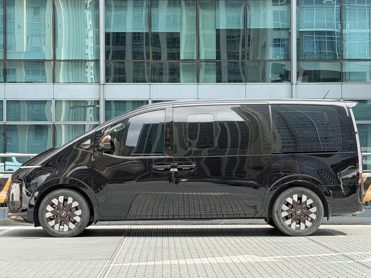 2023 Hyundai Staria 2.2 Premium, Automatic, Diesel
