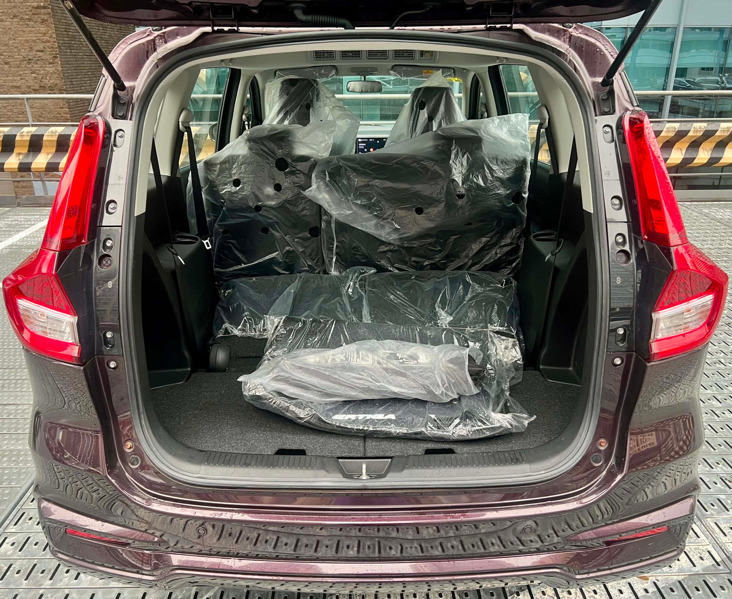 2023 Suzuki Ertiga 1.5 GL Hybrid, Manual, Gas