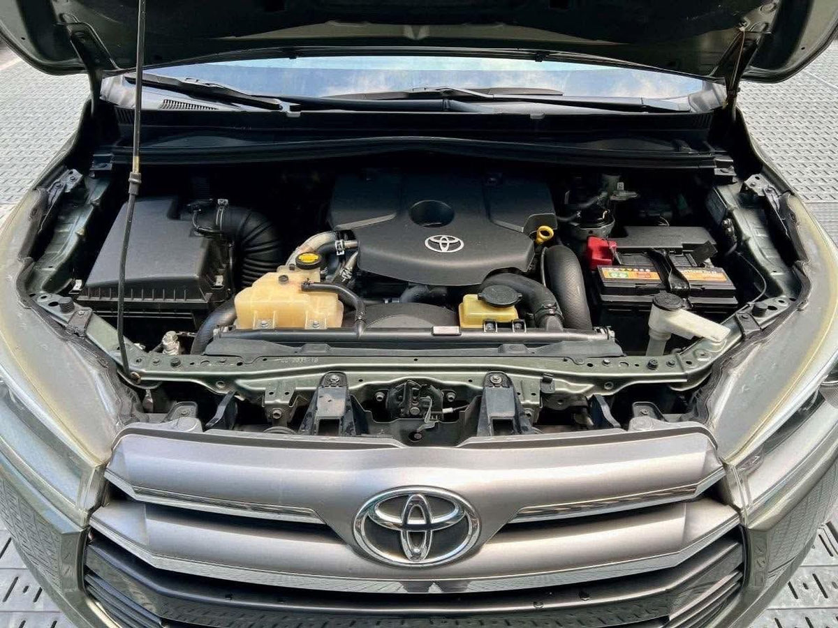 2016 Toyota Innova 2.8 V, Automatic, Diesel