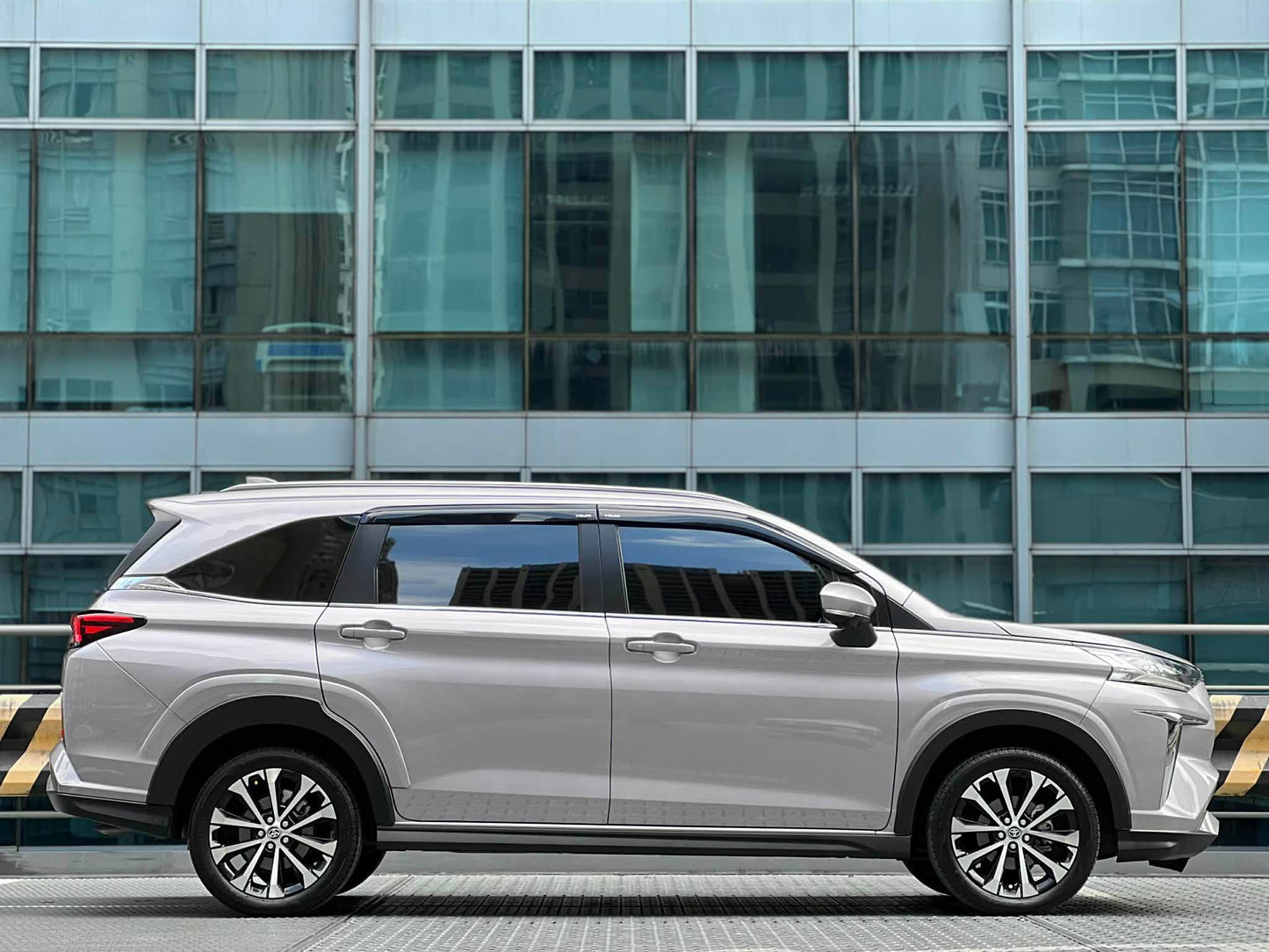 2023 Toyota Veloz 1.5 G, Automatic, Gas