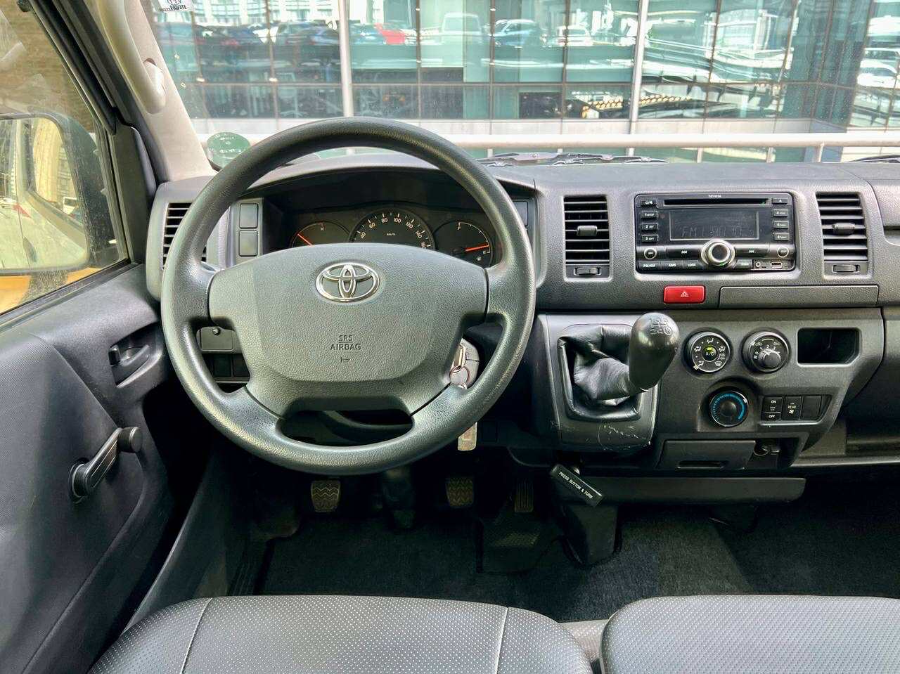 2017 Toyota Commuter 3.0, Manual, Diesel