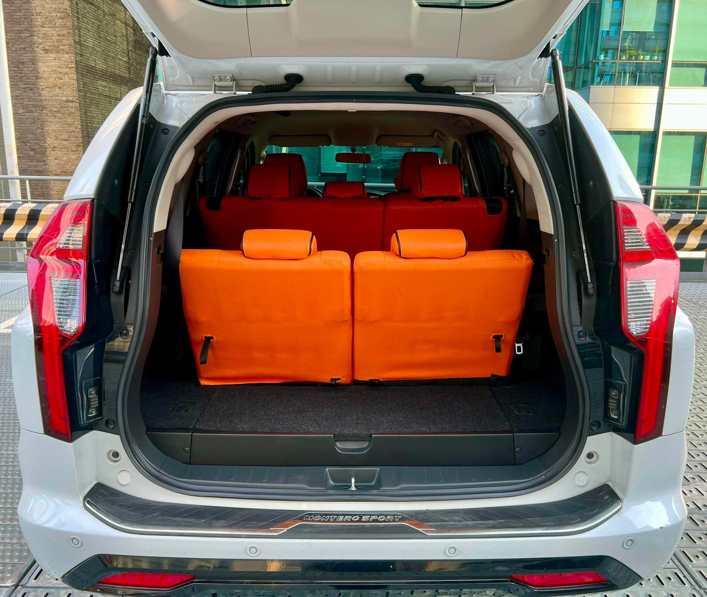 2023 Mitsubishi Montero GLX, Manual, Diesel
