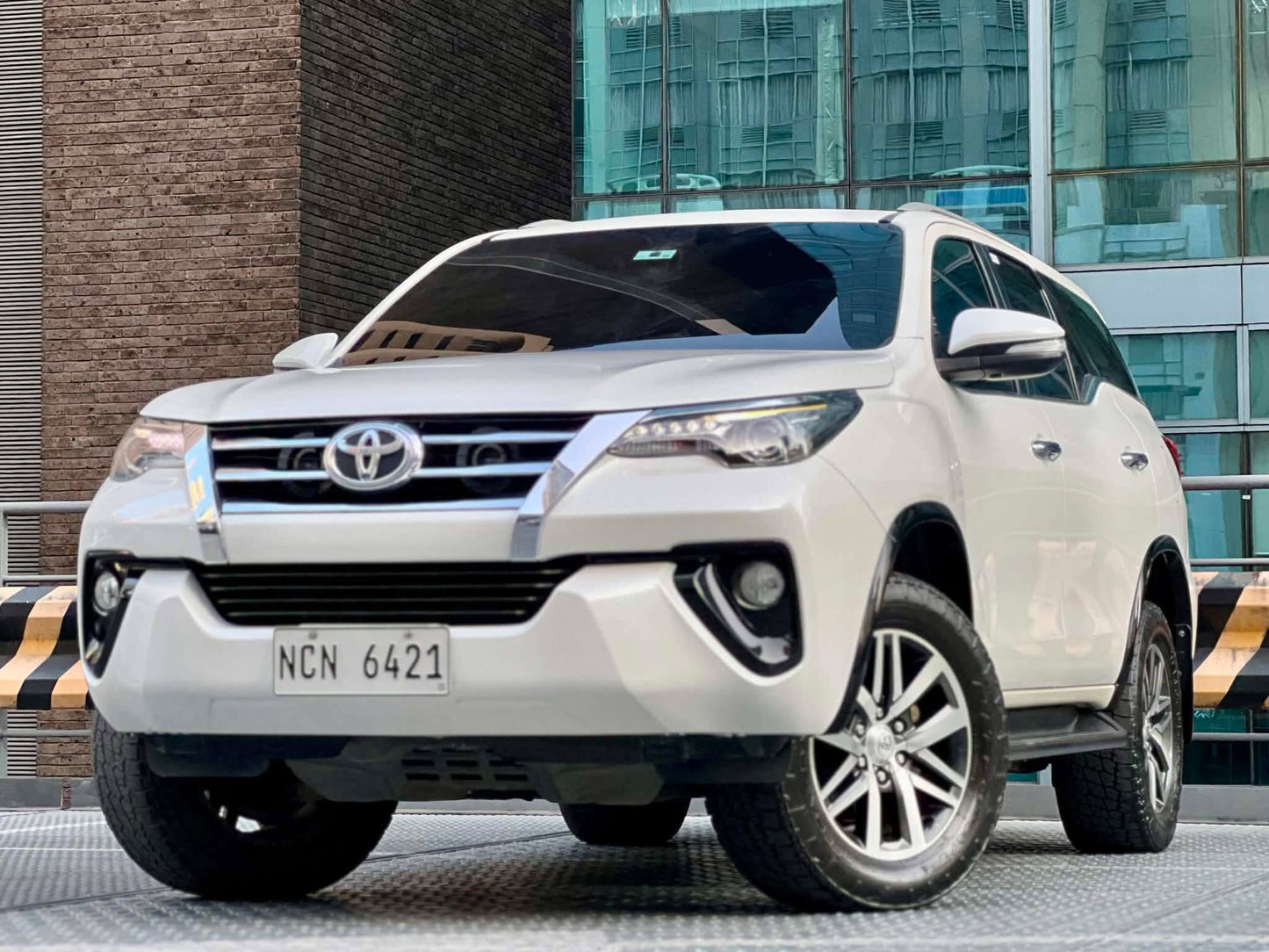 2017 Toyota Fortuner V 4x2, Automatic, Diesel