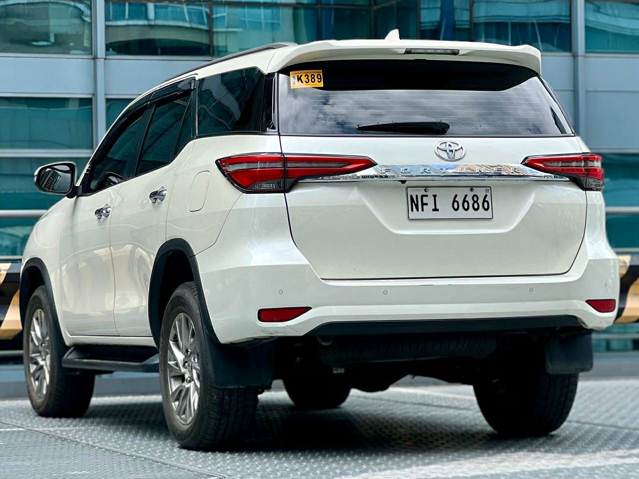 2022 Toyota Fortuner 2.4 V, Automatic, Diesel