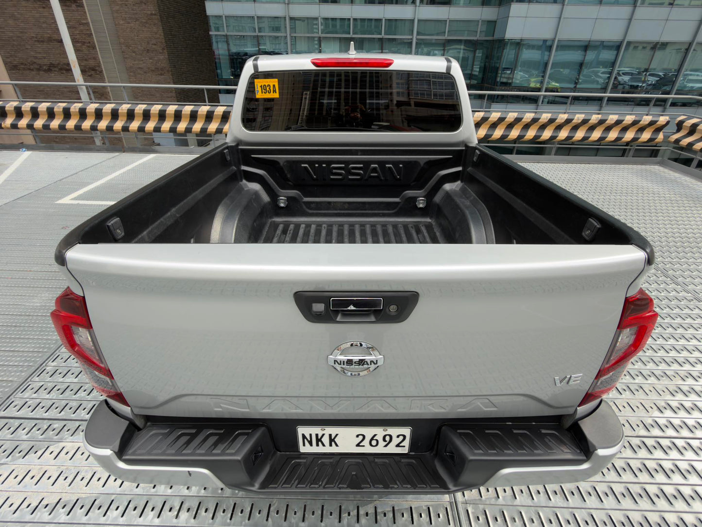 2025 Nissan Navara 2.5 VE Calibre, Automatic, Diesel