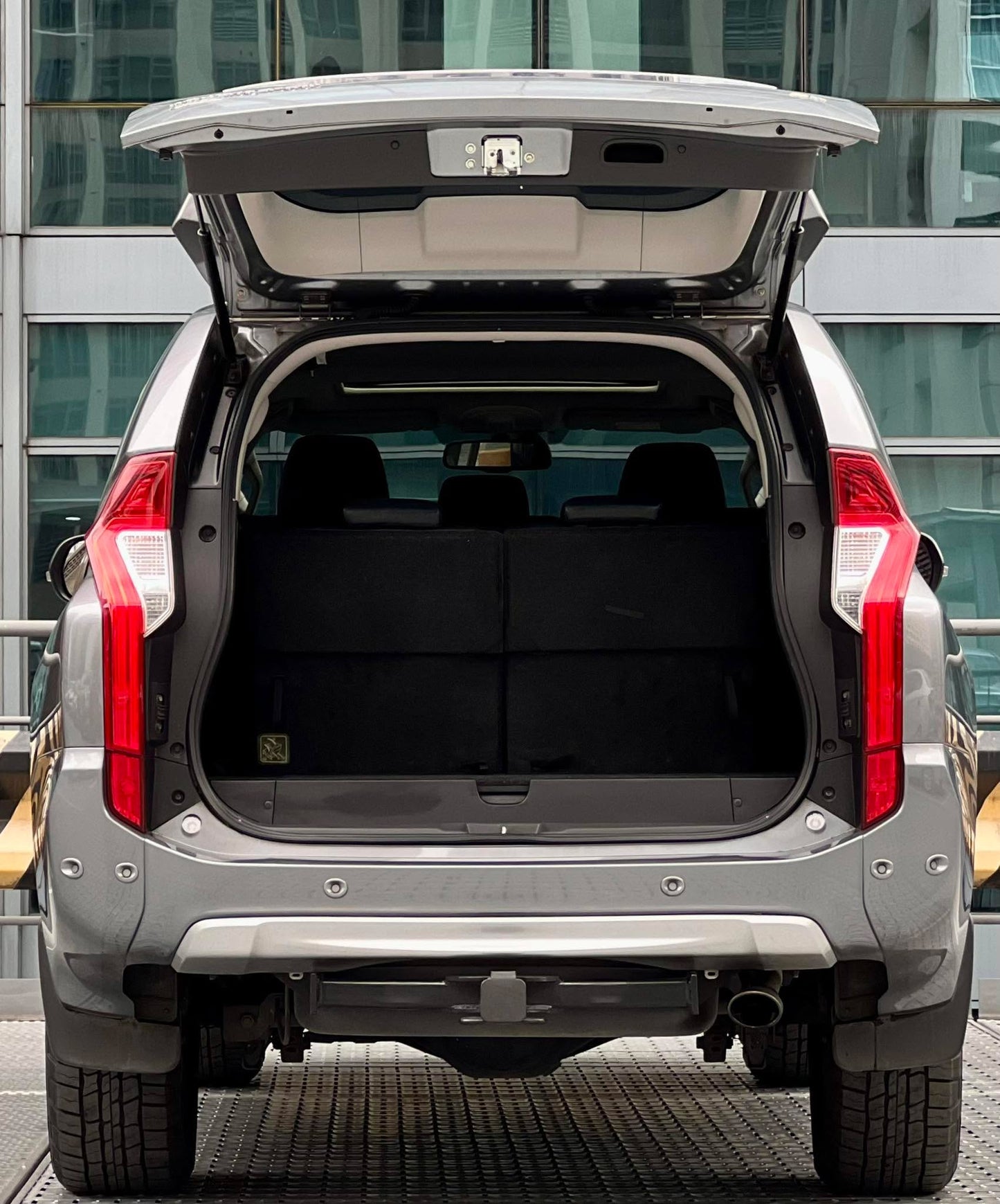 2016 Mitsubishi Montero 4x4 GT, Automatic, Diesel